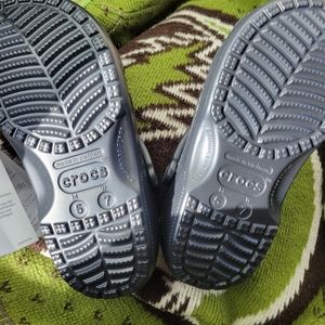 Black Classic Crocs Clogs